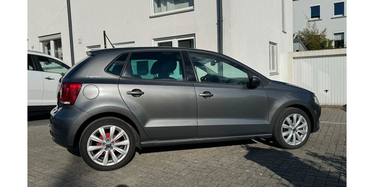 VW Polo 125.915 km 5.555 &euro; Lüdenscheid 58509