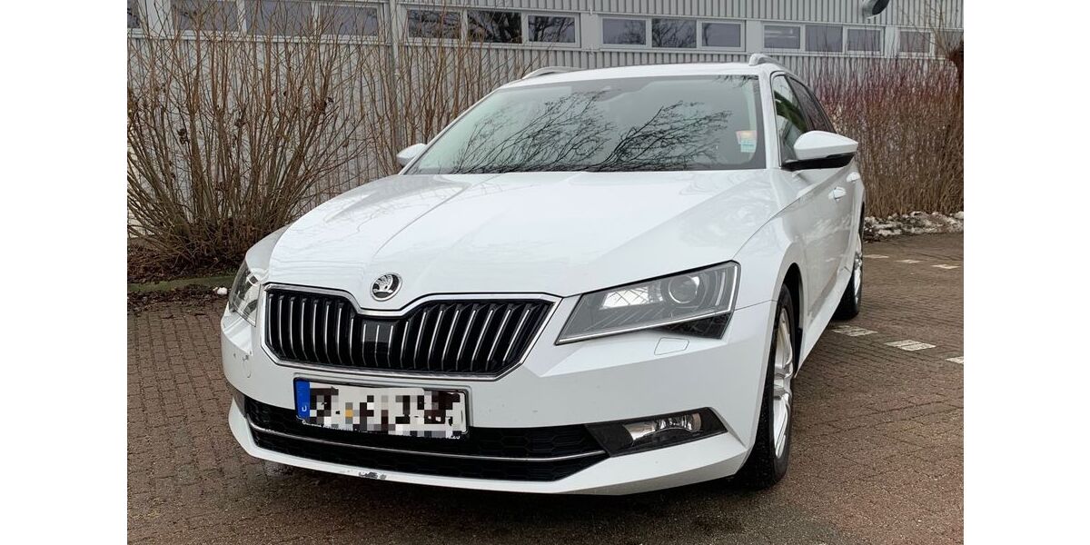 Skoda Superb 149.000 km 15.499 &euro; Süsel 23701