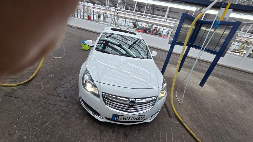 Opel Insignia 237.000 km 7.500 &euro; Berlin 12555