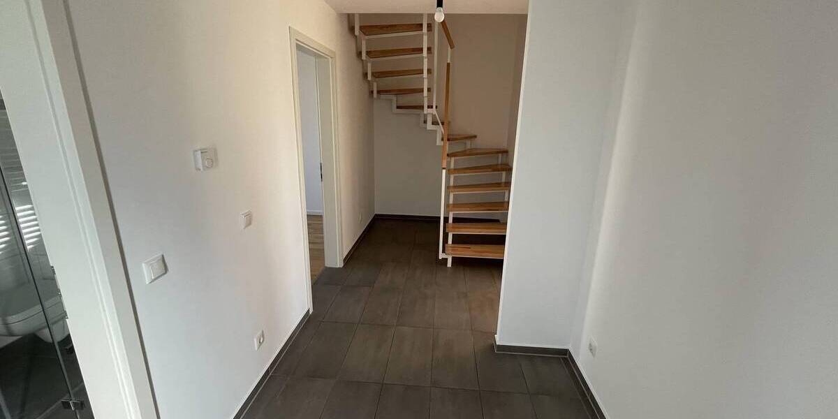 Doppelhaushälfte Schöneiche bei Berlin - 6 Zimmer, 140 m&sup2;, 1.950&euro; | Angebot:25910518