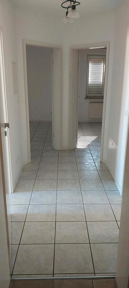 2 Zimmer Wohnung 60 qm mit Kellerraum