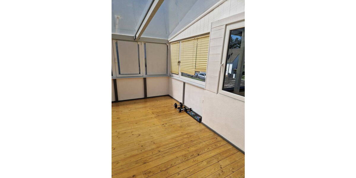 Etagenwohnung Weißenthurm - 5 Zimmer, 90 m&sup2;, 325.000&euro; | Angebot:26257729