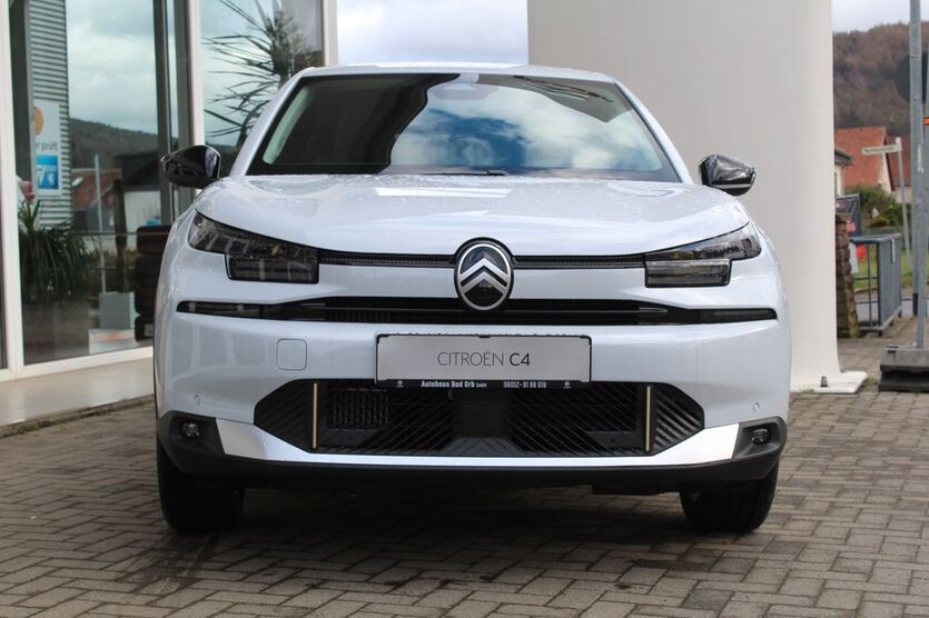 Citroen C4 1.600 km 33.250 € Bad Orb 63619