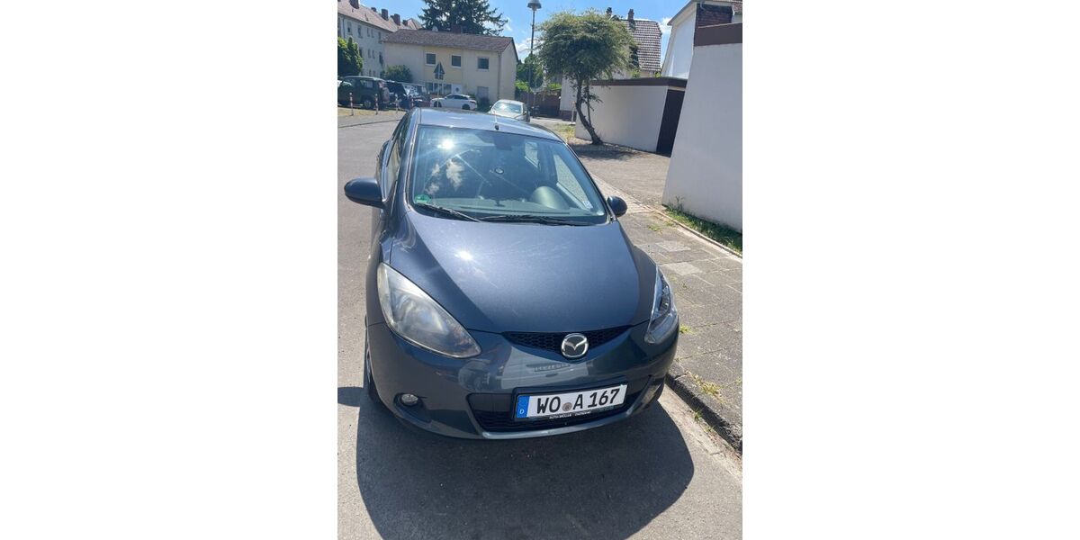 Mazda 2 209.000 km 2.900 &euro; Worms 67549