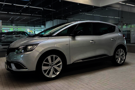 Renault Scenic 81.932 km 12.190 &euro; Duisburg 47167