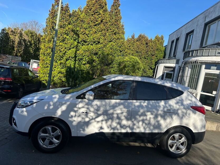 Hyundai ix35 83.010 km 8.900 € Essen 45326