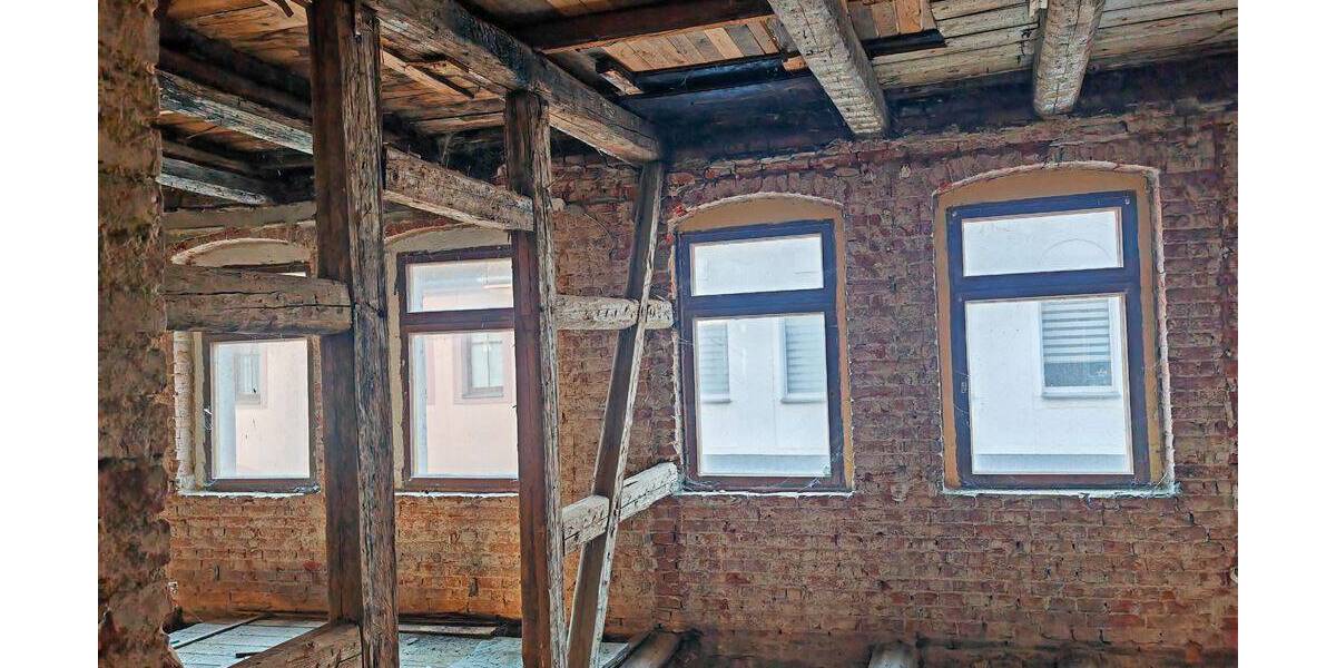 Reihenmittelhaus Frankenberg Frankenberg - 7 Zimmer, 230 m&sup2;, 33.000&euro; | Angebot:25741252