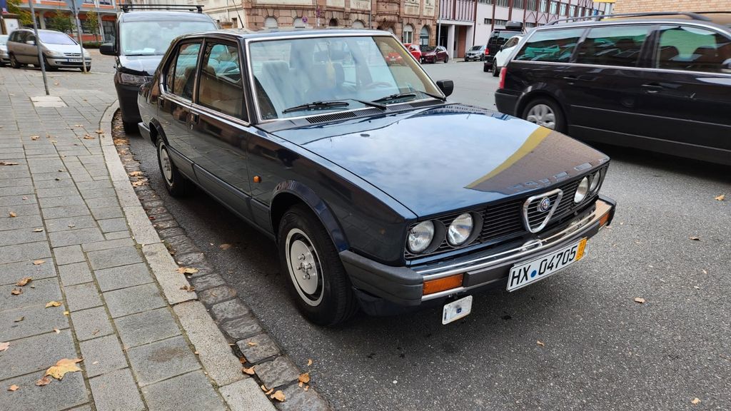 Alfa Romeo Alfetta 178.000 km 10.500 &euro; Nürnberg 90489