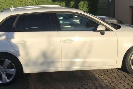 Audi A3 93.500 km 13.250 &euro; Schwallungen 98590