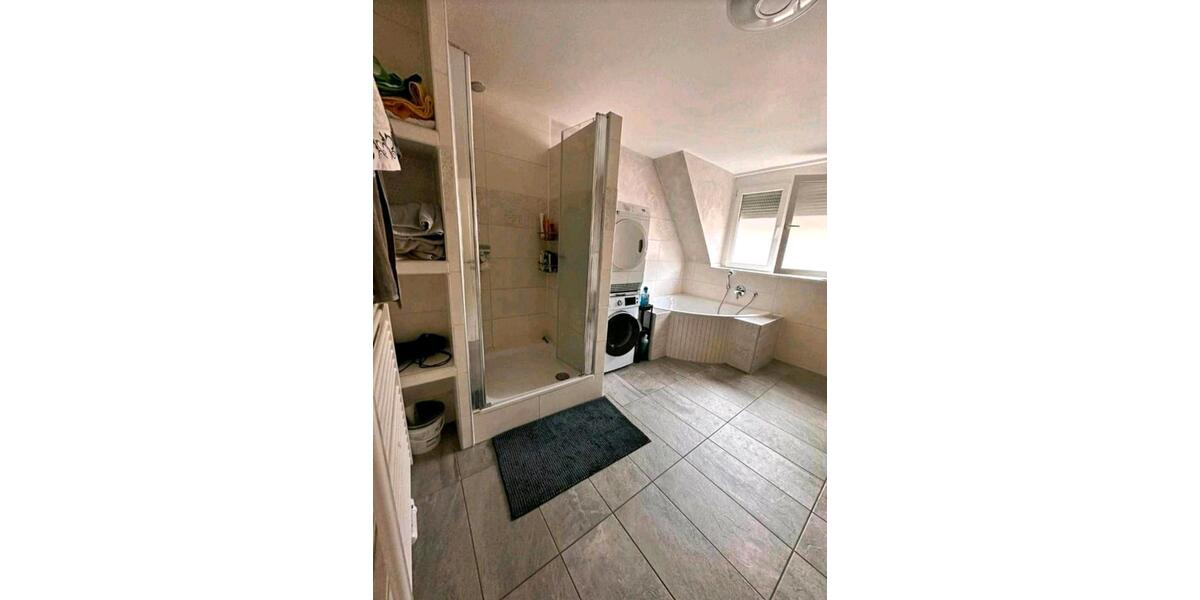 Maisonettenwohnung Hockenheim - 5 Zimmer, 125 m&sup2;, 1.250&euro; | Angebot:26553619