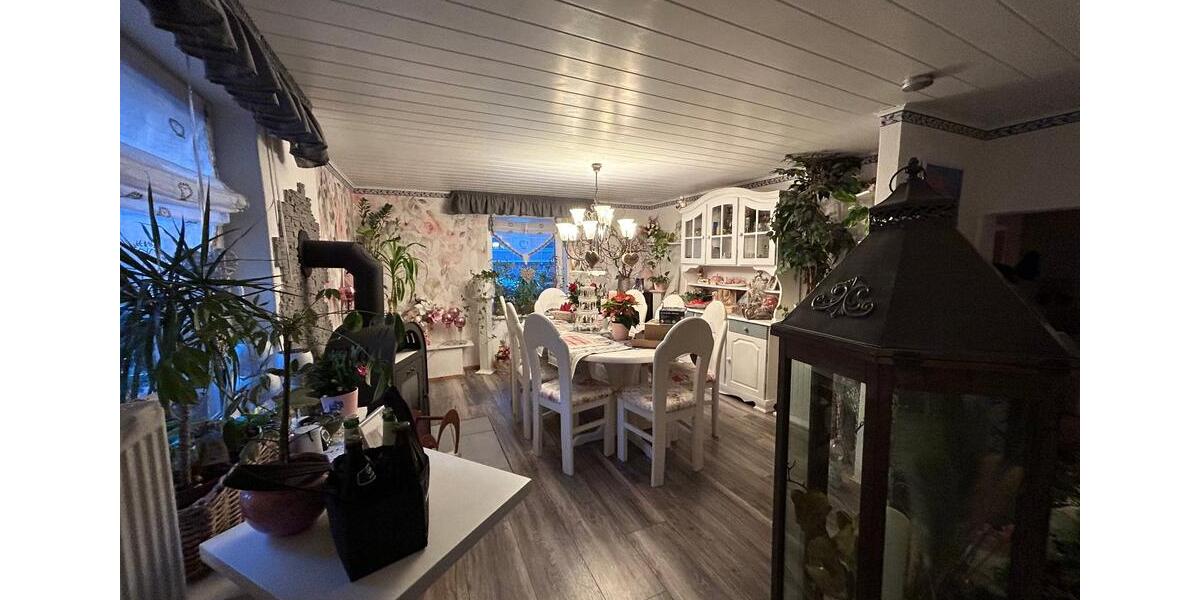 Einfamilienhaus Altenberg - 8 Zimmer, 180 m&sup2;, 130.000&euro; | Angebot:24881882