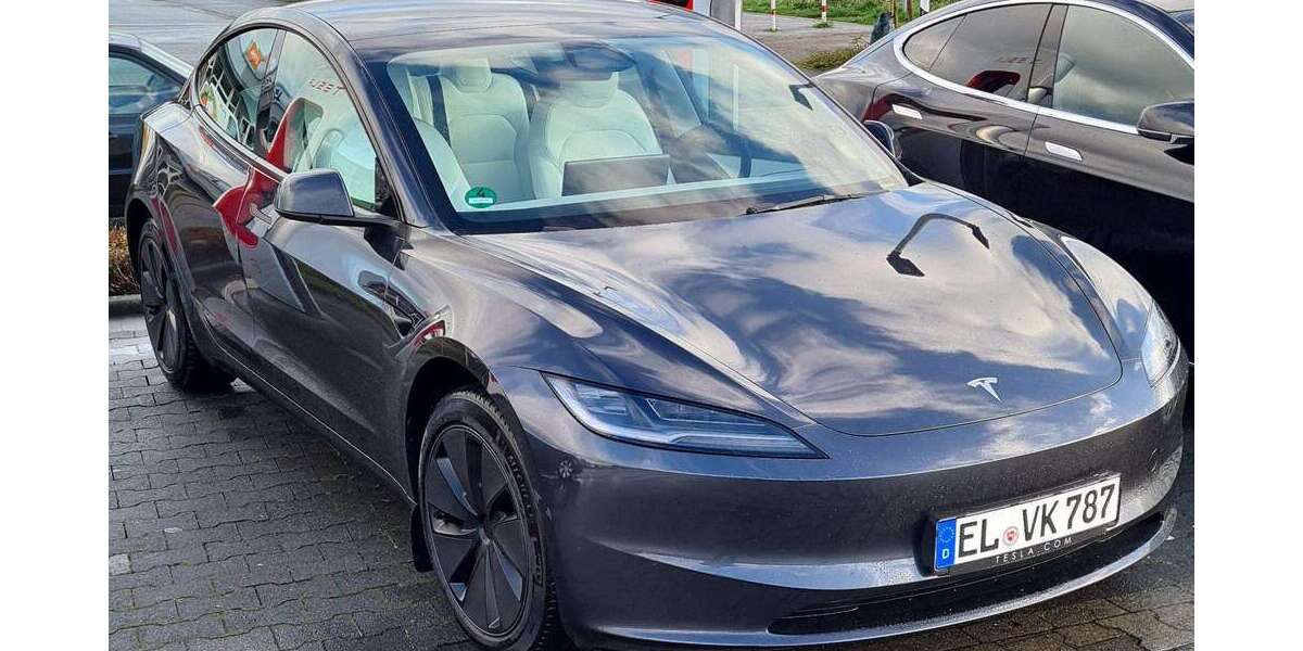 Tesla Model 3 12.356 km 35.200 &euro; emsbueren 48488
