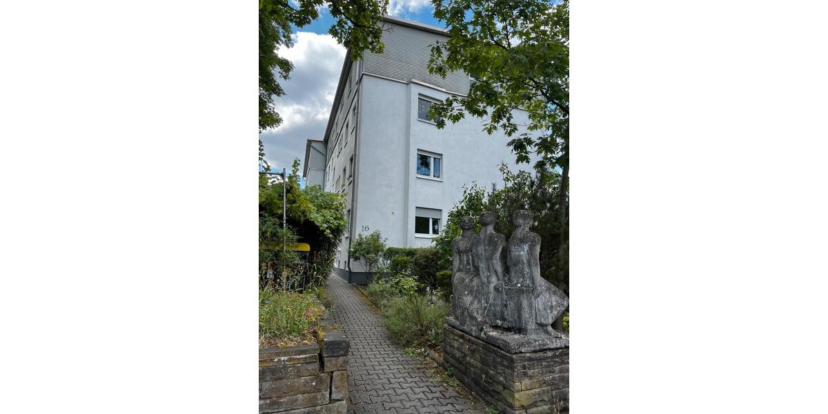 Hochparterre Darmstadt Bessungen - 4 Zimmer, 90 m&sup2;, 450.000&euro; | Angebot:27142684