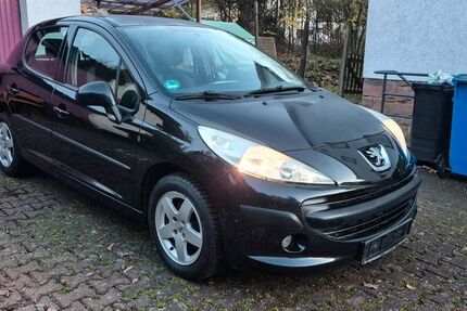Peugeot 207 173.000 km 2.399 &euro; Stadtallendorf 35260