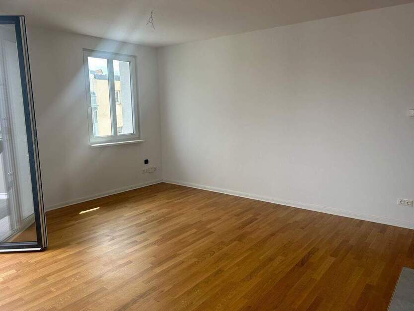 Luxuriöse 3-Zimmer-Wohnung mit Aufzug, Fußbodenheizung, Einbauküche, 2 Bädern & Wohnküche mit Balkon! 3 zimmer