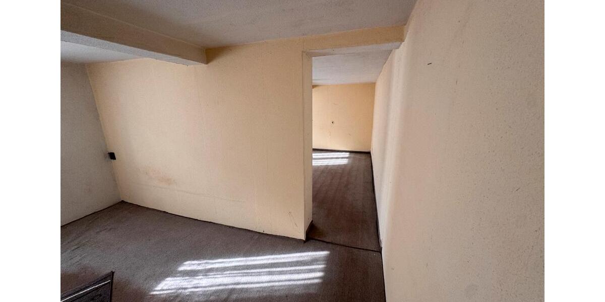 Bauernhaus, Landhaus Bad Langensalza - 4 Zimmer, 100 m&sup2;, 45.000&euro; | Angebot:26981133