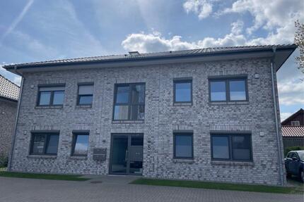 Helle, freundliche 3 Zimmer Wohnung mit Terrasse