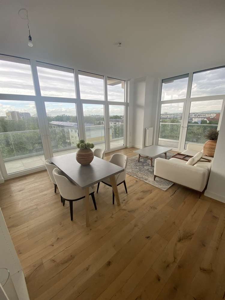 Wohnung zum Mieten in Mannheim Neckarstadt-OstWohlgelegen 1.540 € 104.72 m²