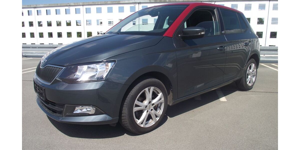 Skoda Fabia 28.900 km 10.999 &euro; Berlin 13435