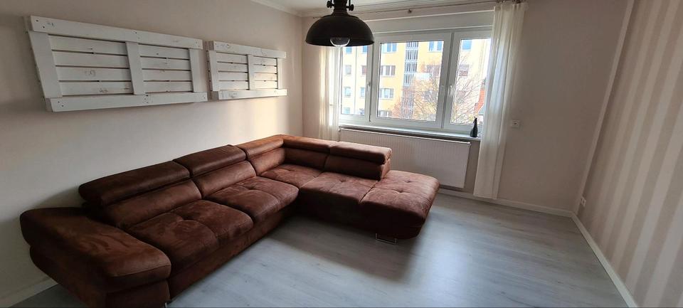 Etagenwohnung Halle (Saale) Damaschkestraße - 4 Zimmer, 74 m&sup2;, 480&euro; | Angebot:26350116