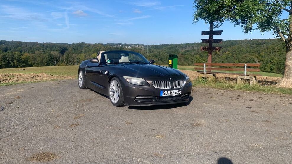 BMW Z4 199.999 km 15.999 € WINDHAGEN 53578