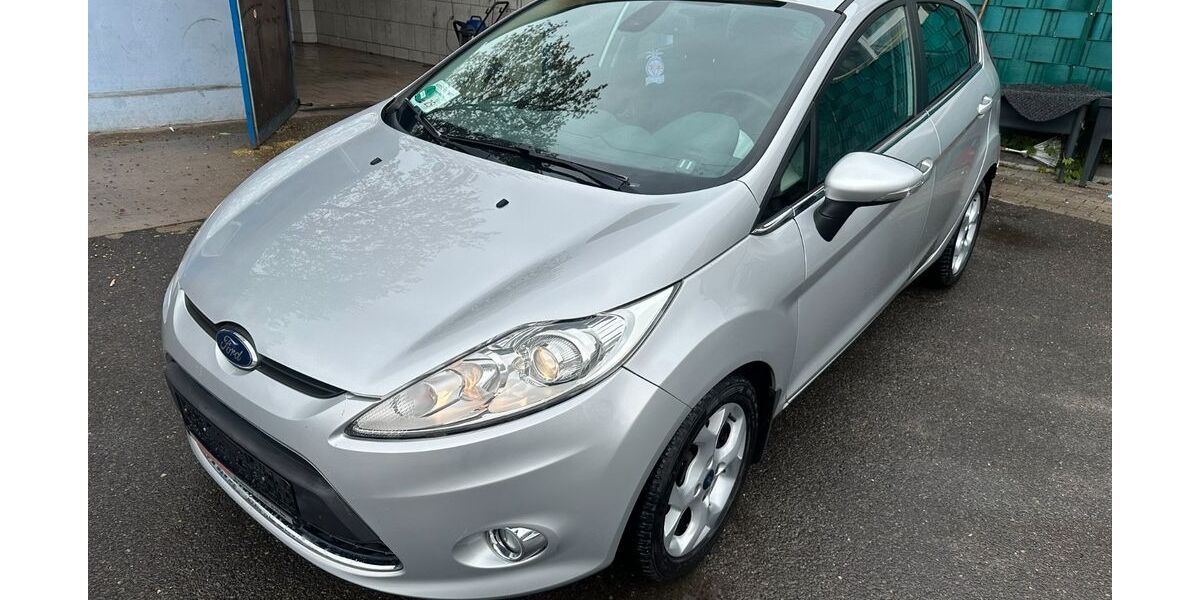 Ford Fiesta 104.500 km 5.450 &euro; Berlin 12347