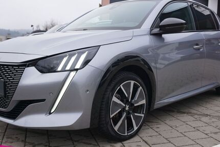 Peugeot e-208 55.900 km 16.450 &euro; Waldshut-Tiengen 79761