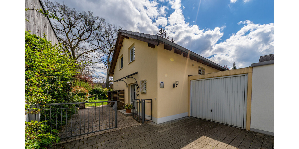 RUHIGES WOHNEN IN BESTER LAGE – MODERNES EINFAMILIENHAUS MIT SONNIGEM GARTEN - Einfamilienhaus Gräfelfing | Angebot:26522500