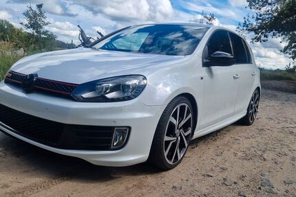 VW Golf 123.900 km 11.450 € Nuthetal 14558