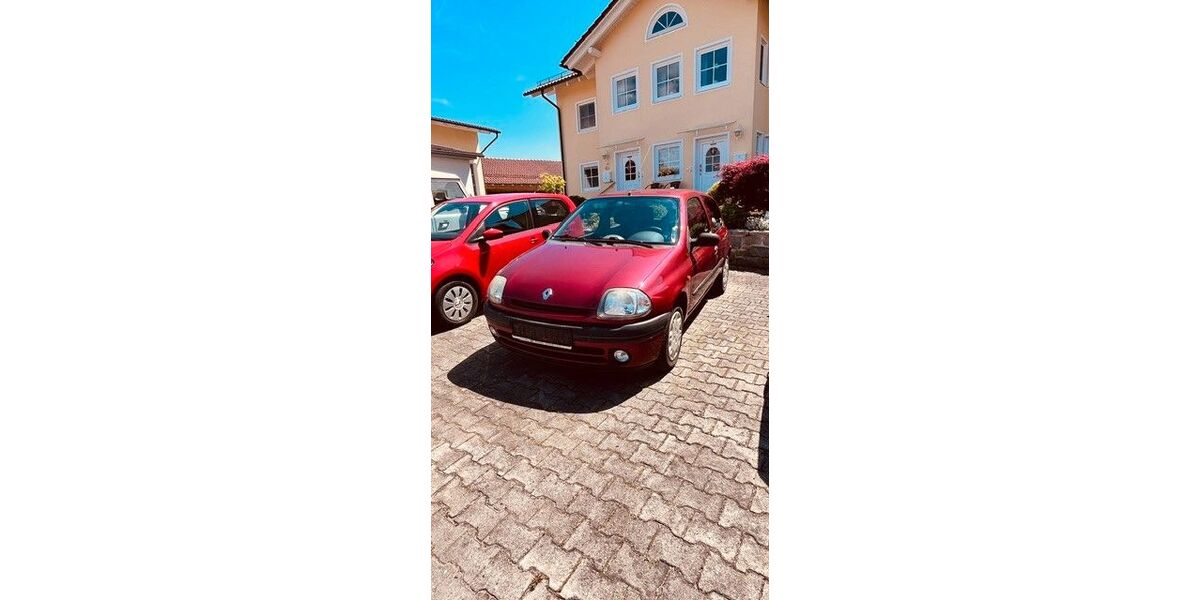 Renault Clio 126.000 km 1.650 &euro; Offenberg 94560