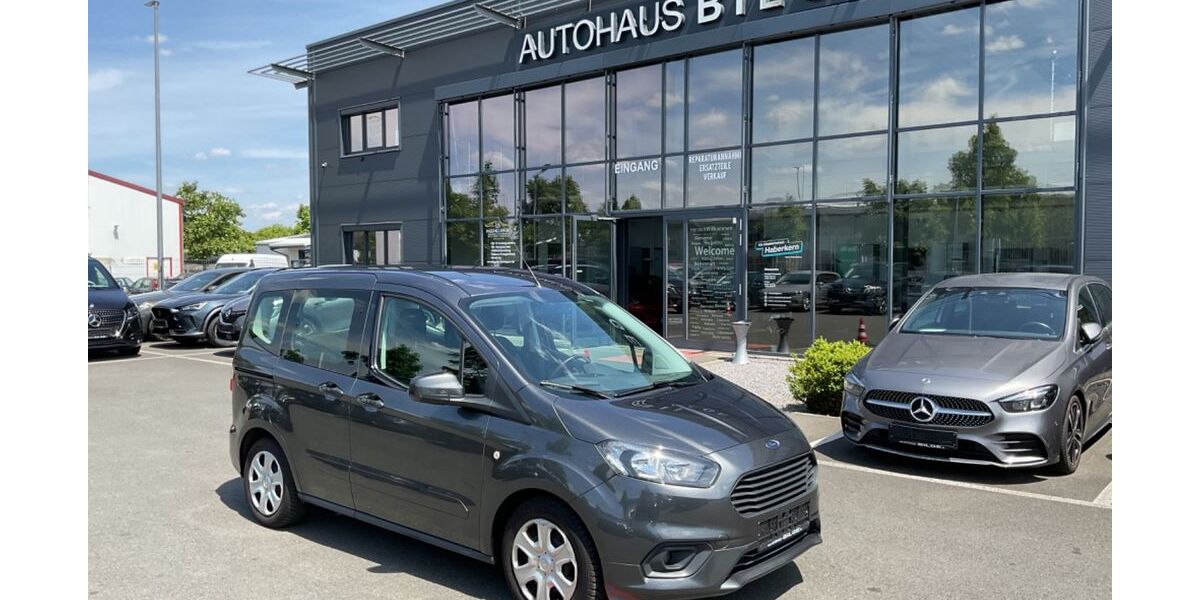 Ford Tourneo Courier 29.245 km 12.977 &euro; Fürth 90763