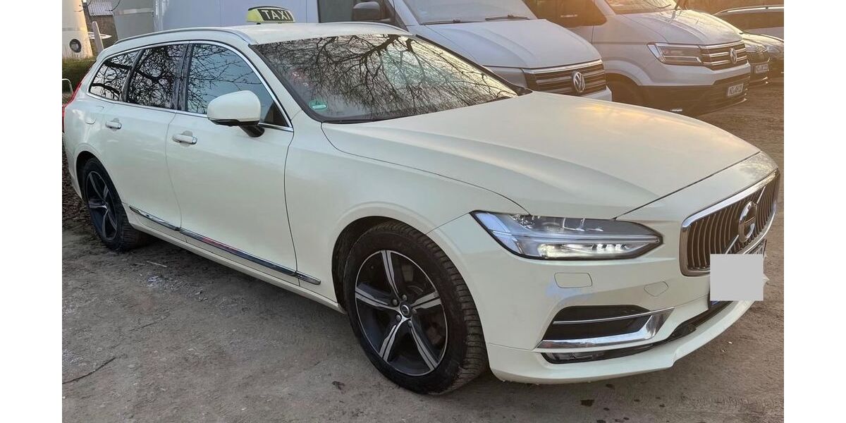 Volvo V90 361.000 km 9.900 &euro; Neustrelitz 17235