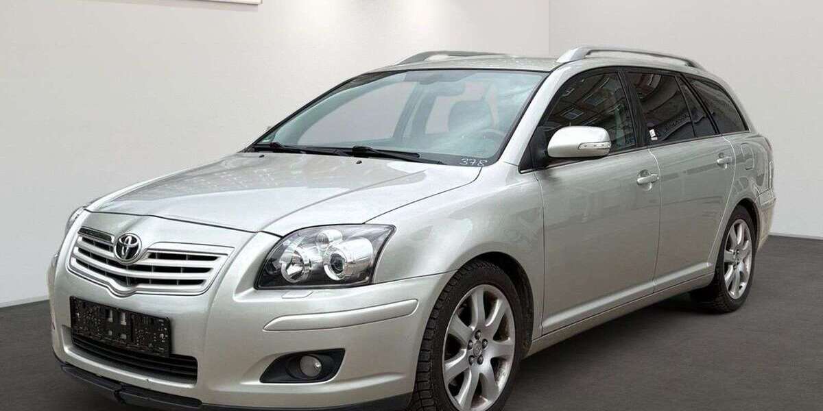 Toyota Avensis 167.235 km 3.499 &euro; Berlin 12681