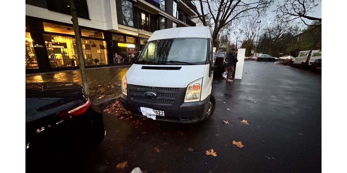 Ford Transit 205.000 km 3.500 &euro; Berlin 13627