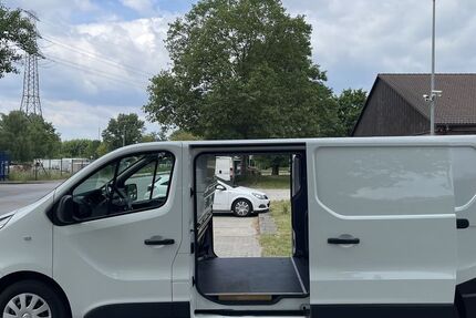 Renault Trafic 215.000 km 13.923 &euro; Berlin 12681