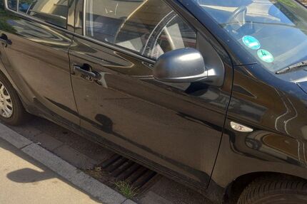 Hyundai i20 265.000 km 600 &euro; Unterreichenbach 75399