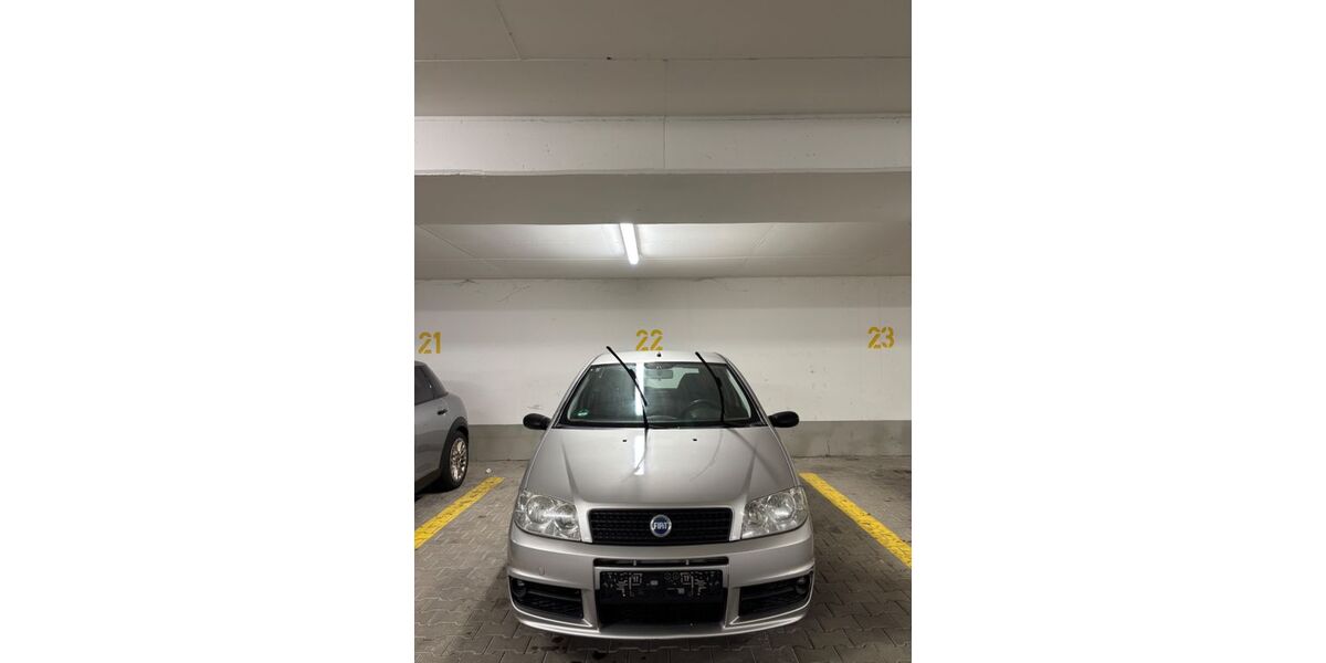 Fiat Punto 166.000 km 2.200 &euro; München 80937