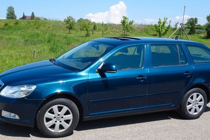 Skoda Octavia 182.000 km 6.200 &euro; Ditzingen 71254