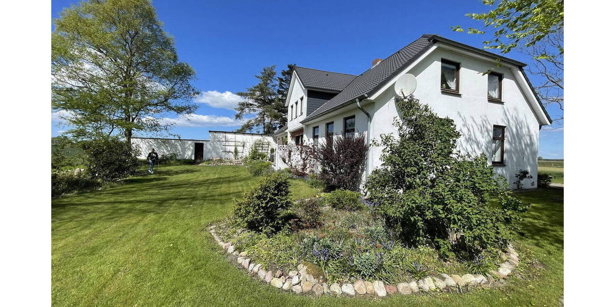 Einfamilienhaus Aventoft - 9 Zimmer, 250 m&sup2;, 349.000&euro; | Angebot:26541309