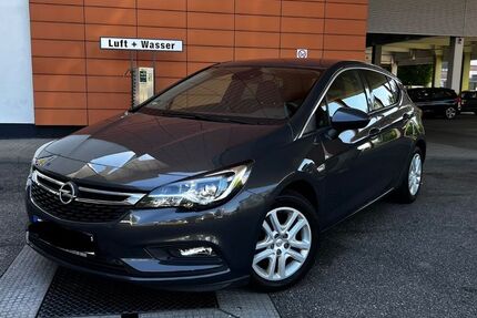 Opel Astra 156.452 km 8.399 &euro; Stuttgart 70376