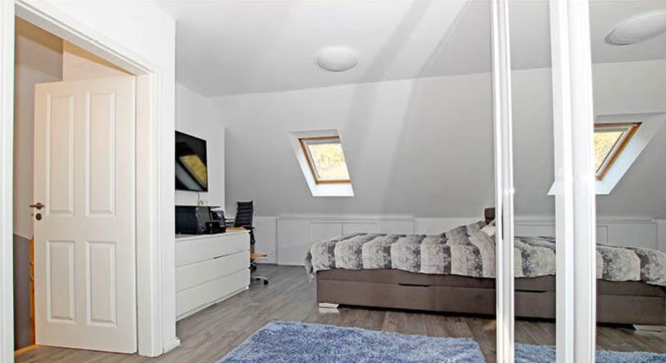 Reihenhaus Oststeinbek - 5 Zimmer, 151 m&sup2;, 2.500&euro; | Angebot:26074757