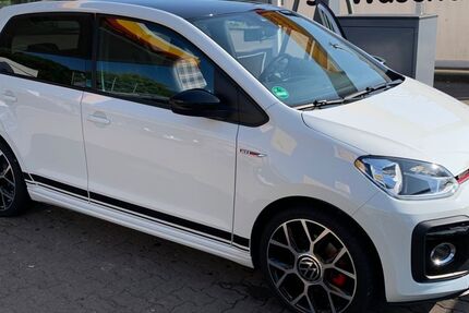 VW up! 48.250 km 13.500 &euro; Steinbergkirche 24972