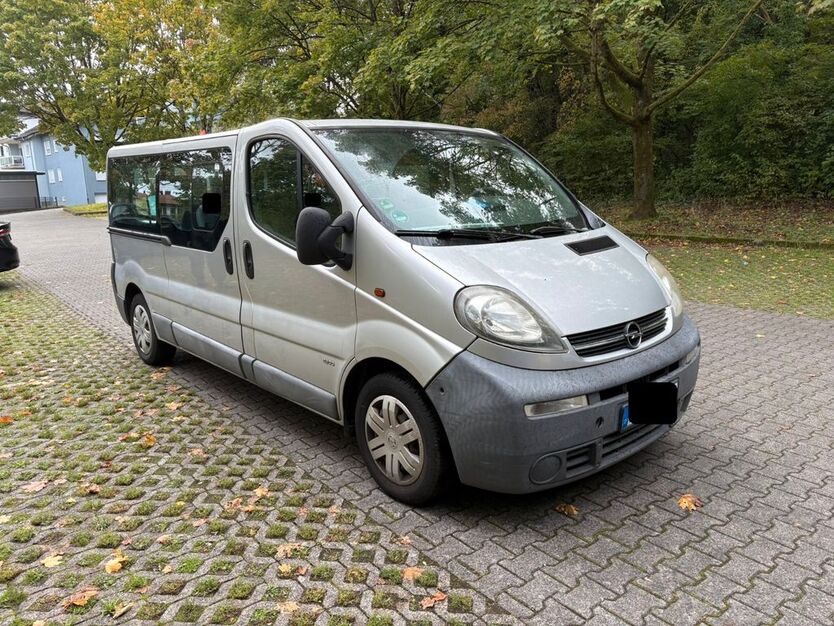 Opel Vivaro 293.000 km 3.900 € Rodenbach 63517