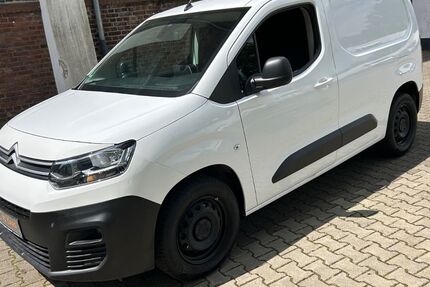 Citroen Berlingo 159.800 km 9.690 &euro; Köln 51069