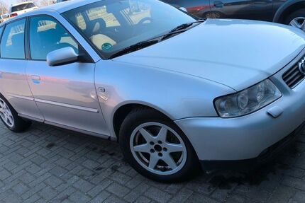 Audi A3 305.000 km 1.399 € Bremerhaven 27576