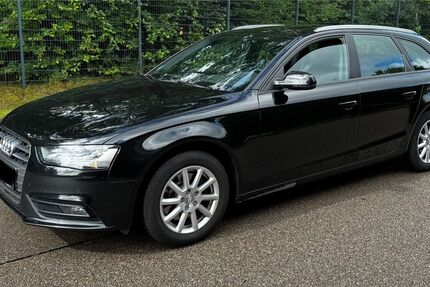 Audi A4 195.000 km 9.999 € Nürnberg 90475