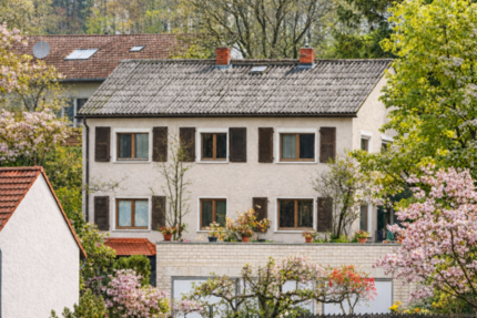Haus Idstein - 5 Zimmer, 130 m&sup2;, 380.000&euro; | Angebot:27256036
