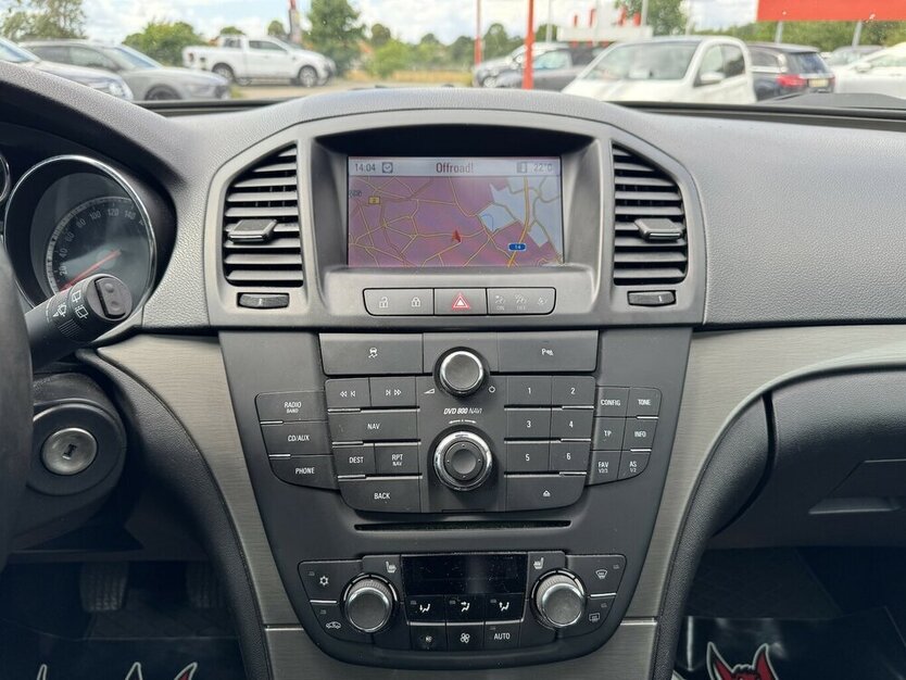 Insignia 1.8 Sportstourer/AHK/NAVI/SHZ/TEMPO/