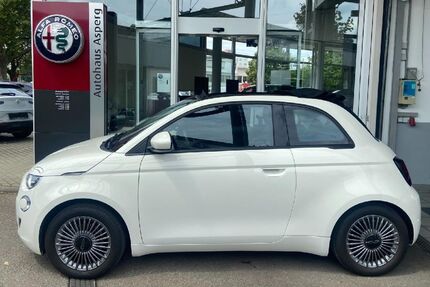 Fiat 500e 9.371 km 24.990 &euro; Asperg 71679