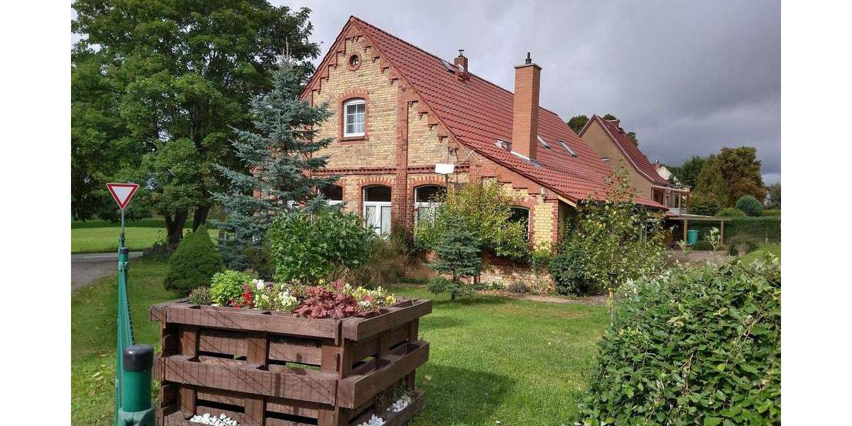 Einfamilienhaus Lalendorf Langhagen - 5 Zimmer, 270 m&sup2;, 299.000&euro; | Angebot:25731362
